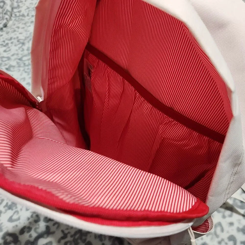 Herschel Backpack Pink Color 18x12x4 Adjustable And Comfortable Straps